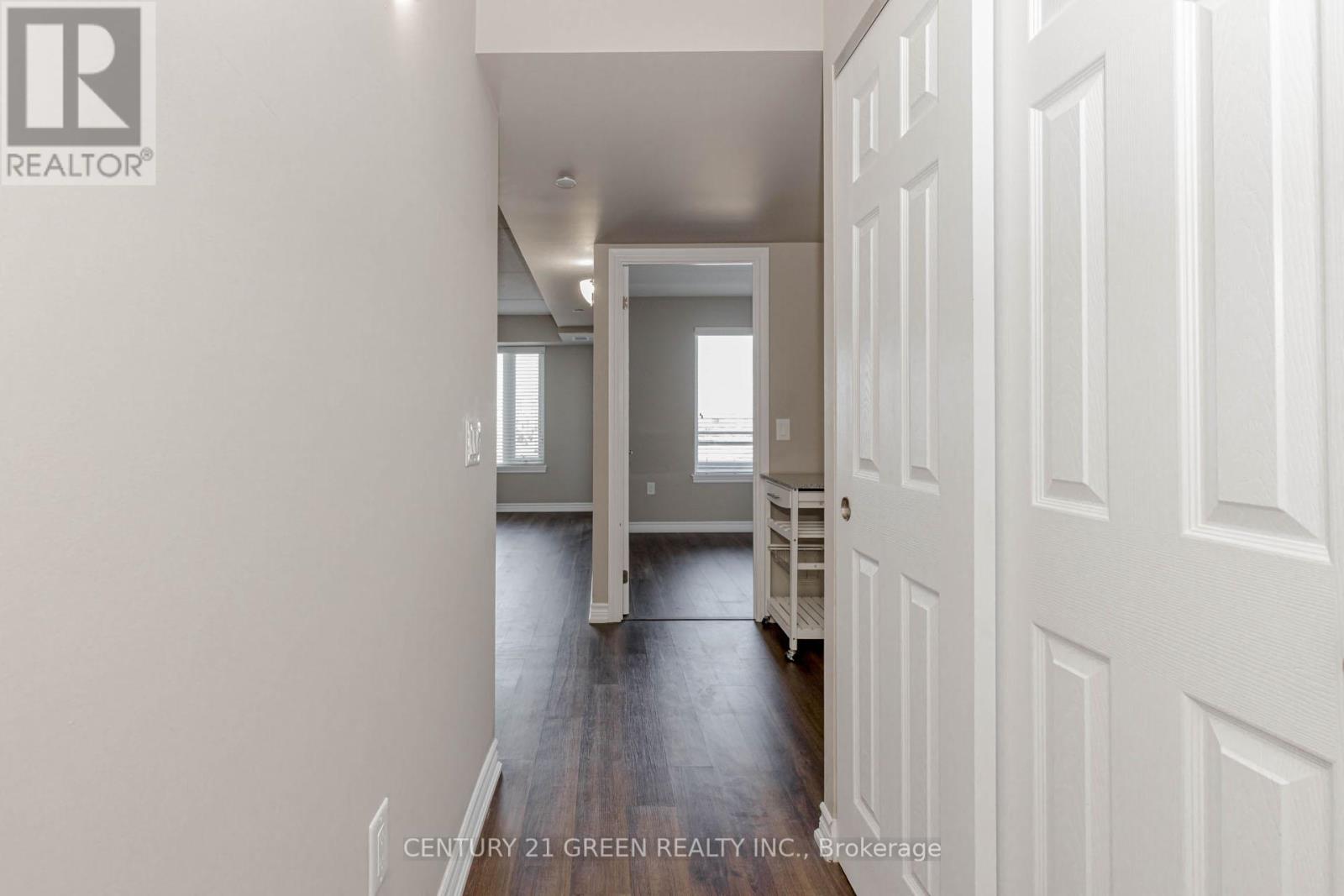 402 - 716 Main Street E, Milton, Ontario  L9T 3P6 - Photo 13 - W12216382