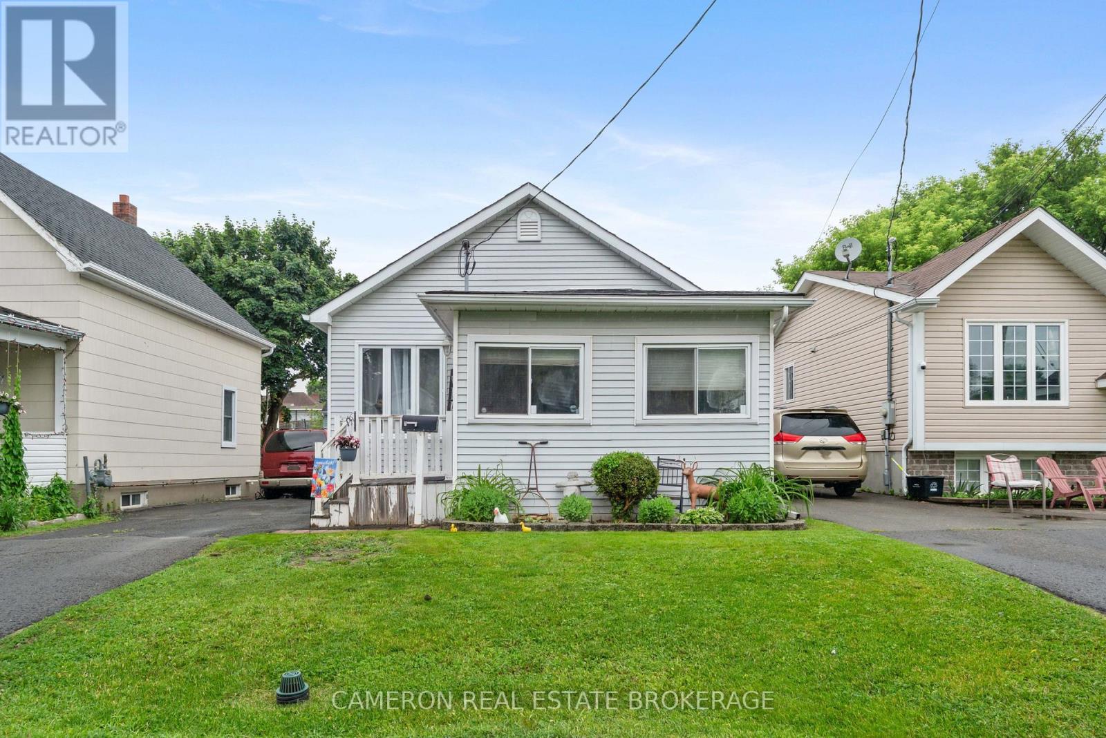 Property at 219 SEVENTH STREET E image 2