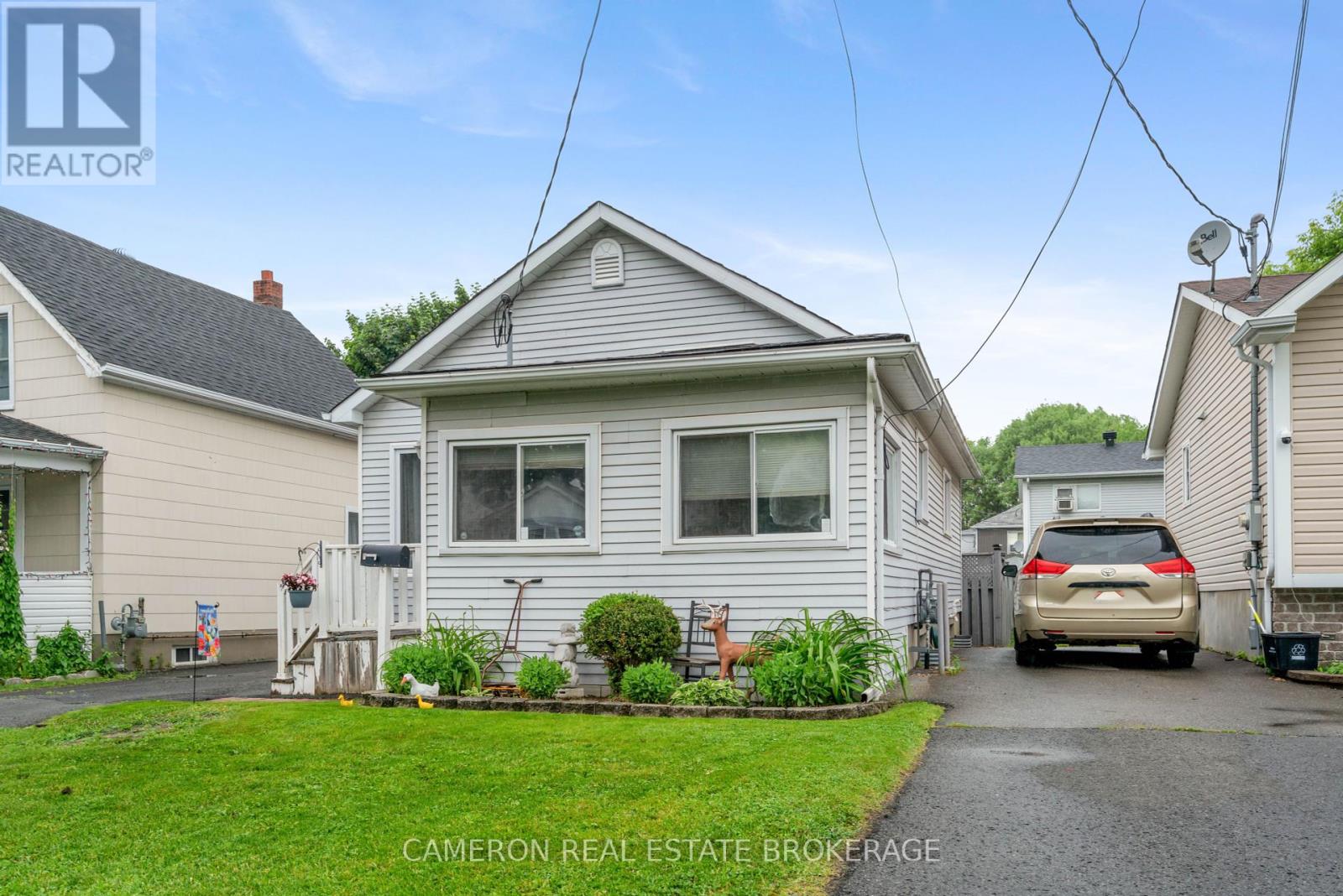 Property at 219 SEVENTH STREET E image 3