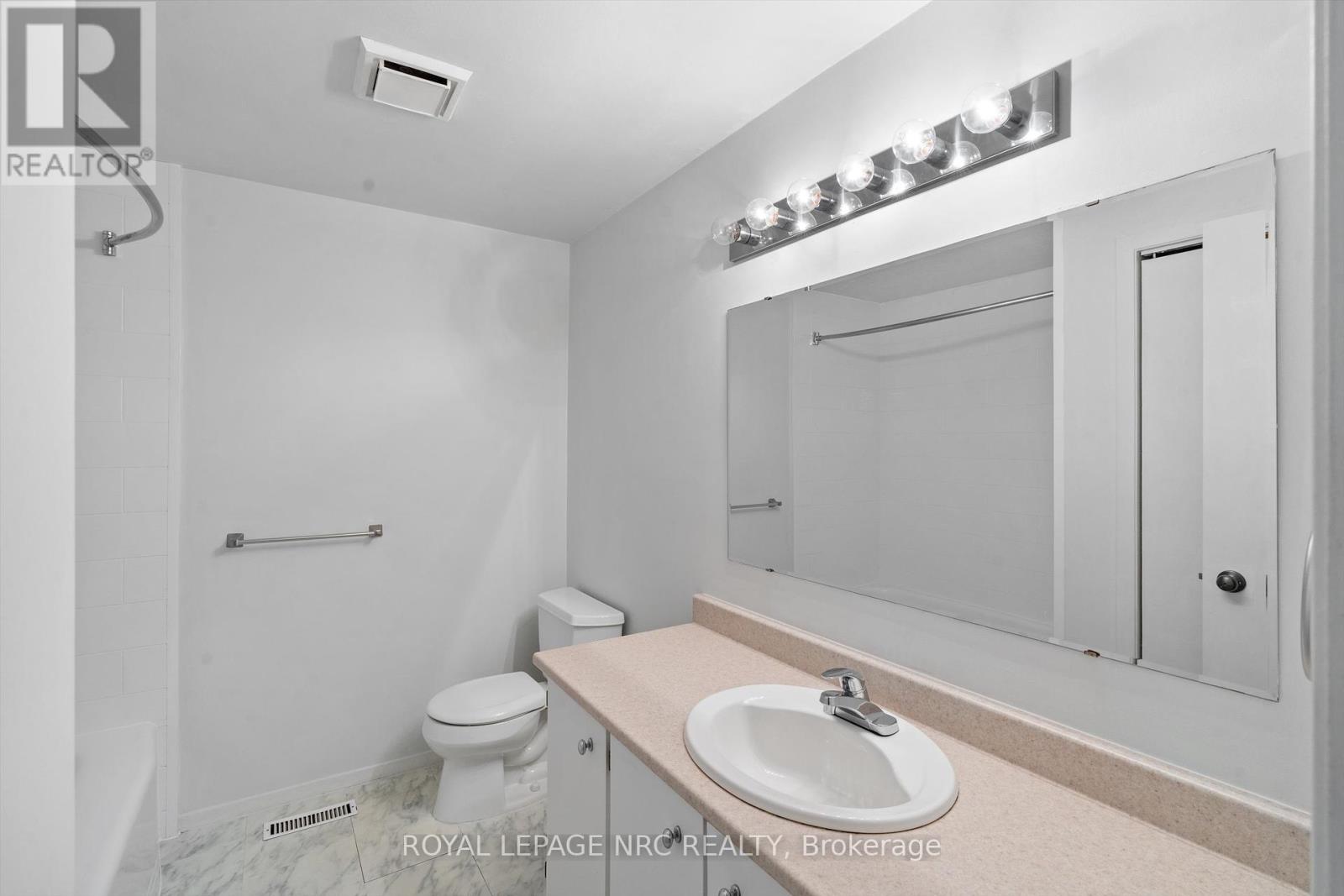 14 - 185 Denistoun Street, Welland, Ontario  L3C 6J6 - Photo 28 - X12182109