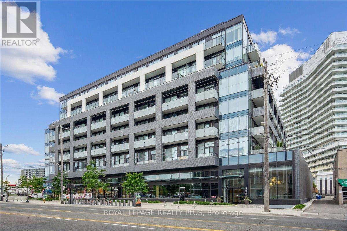 211 - 4208 Dundas Street W, Toronto (Edenbridge-Humber Valley), Ontario  M8X 0B1 - Photo 2 - W12216149