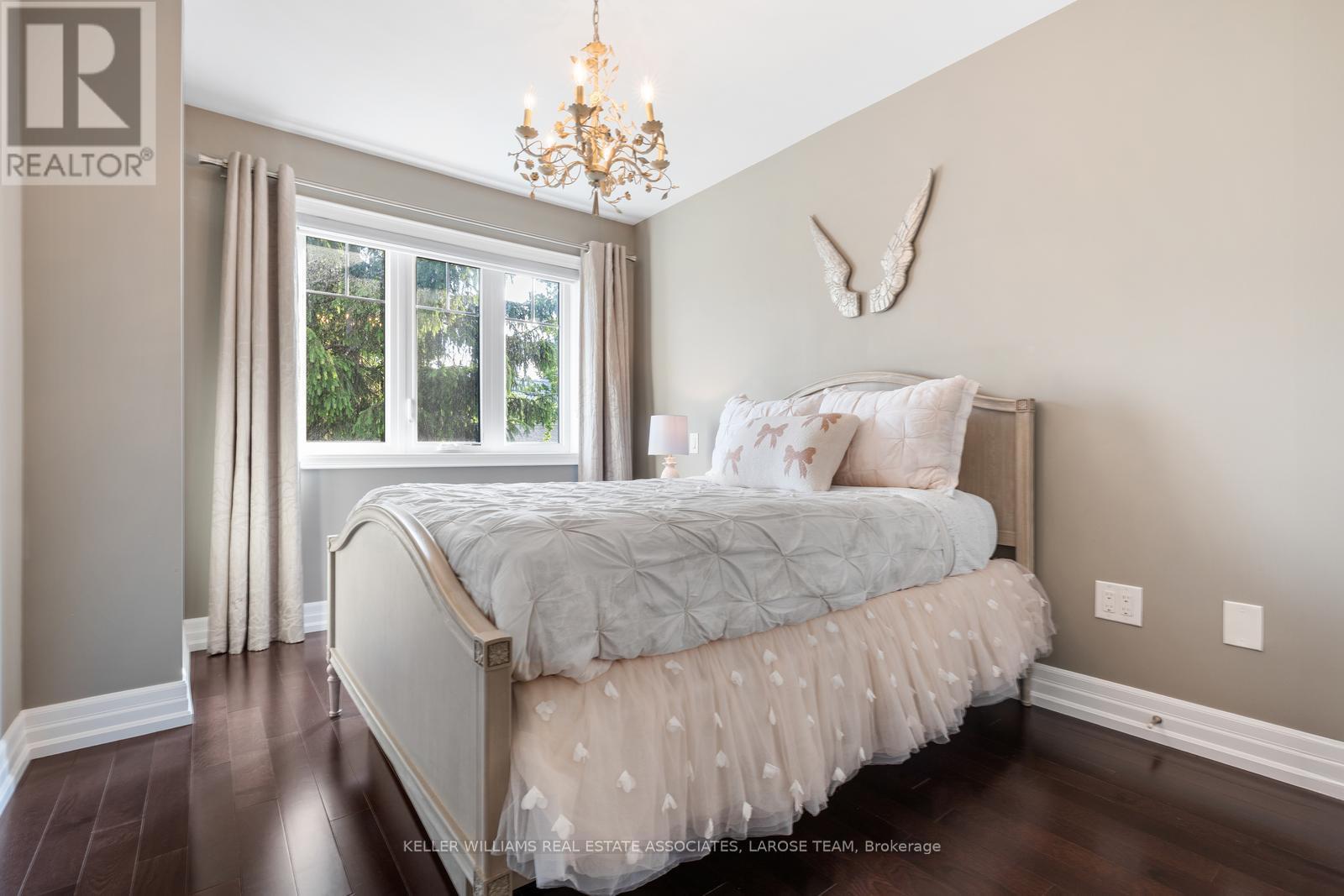 15a Elmwood Avenue N, Mississauga, Ontario  L5G 3J8 - Photo 24 - W12216401