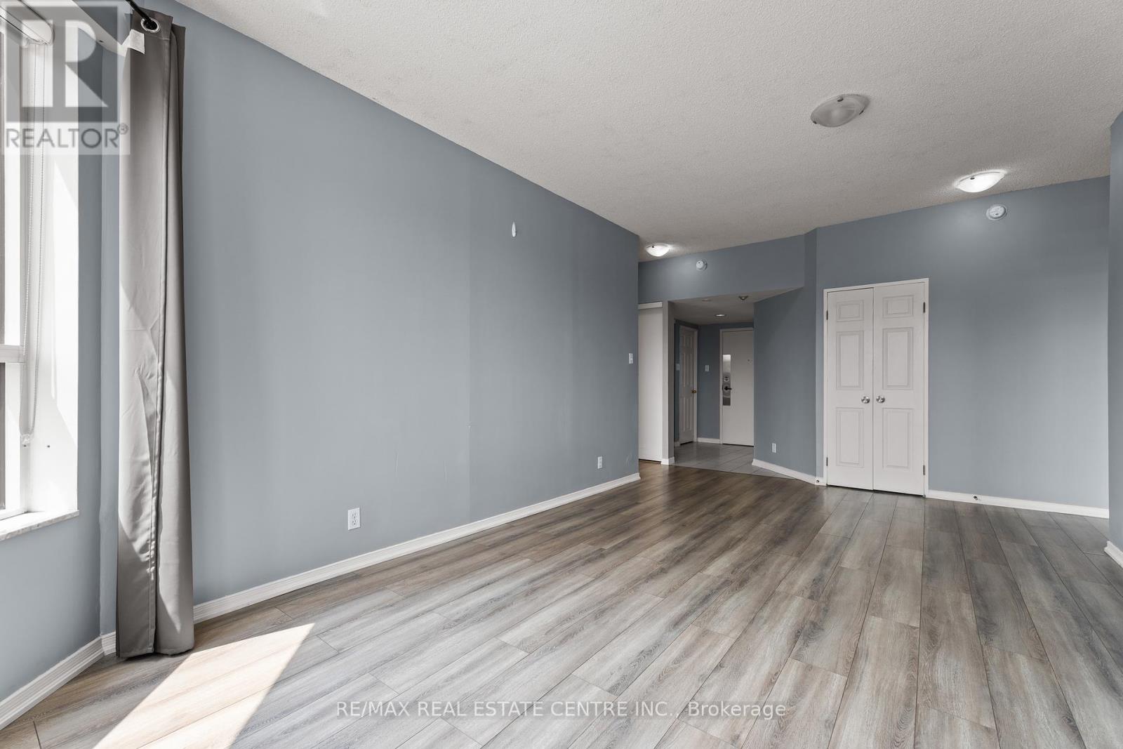 110 - 6 Humberline Drive, Toronto, Ontario  M9W 6X8 - Photo 13 - W12216402