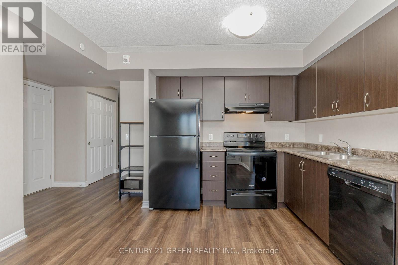 402 - 716 Main Street E, Milton, Ontario  L9T 3P6 - Photo 19 - W12216382