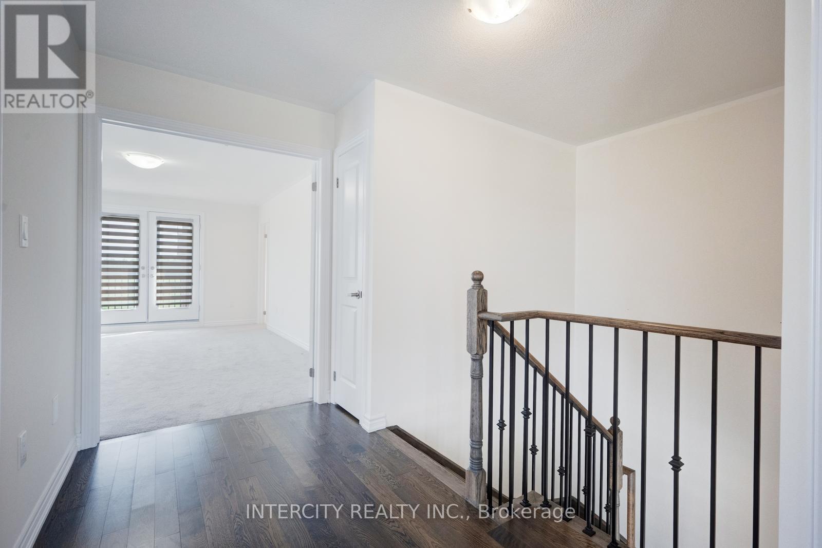 81 Minnock Street, Caledon, Ontario  L7C 4K8 - Photo 23 - W12216120