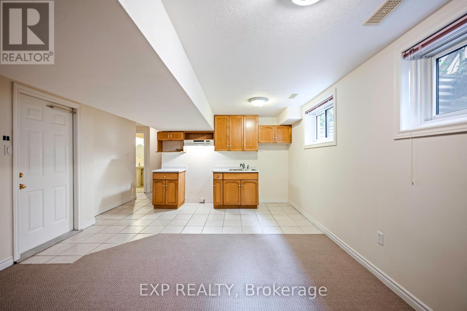 11 Palace Court, Orangeville, Ontario  L9W 5E6 - Photo 30 - W12216201