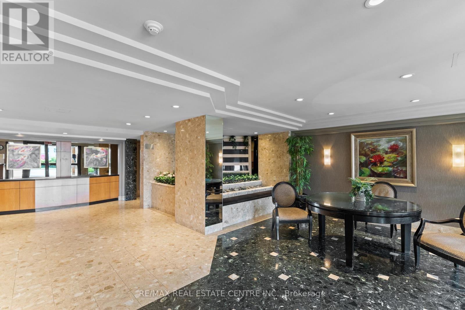 110 - 6 Humberline Drive, Toronto, Ontario  M9W 6X8 - Photo 5 - W12216402