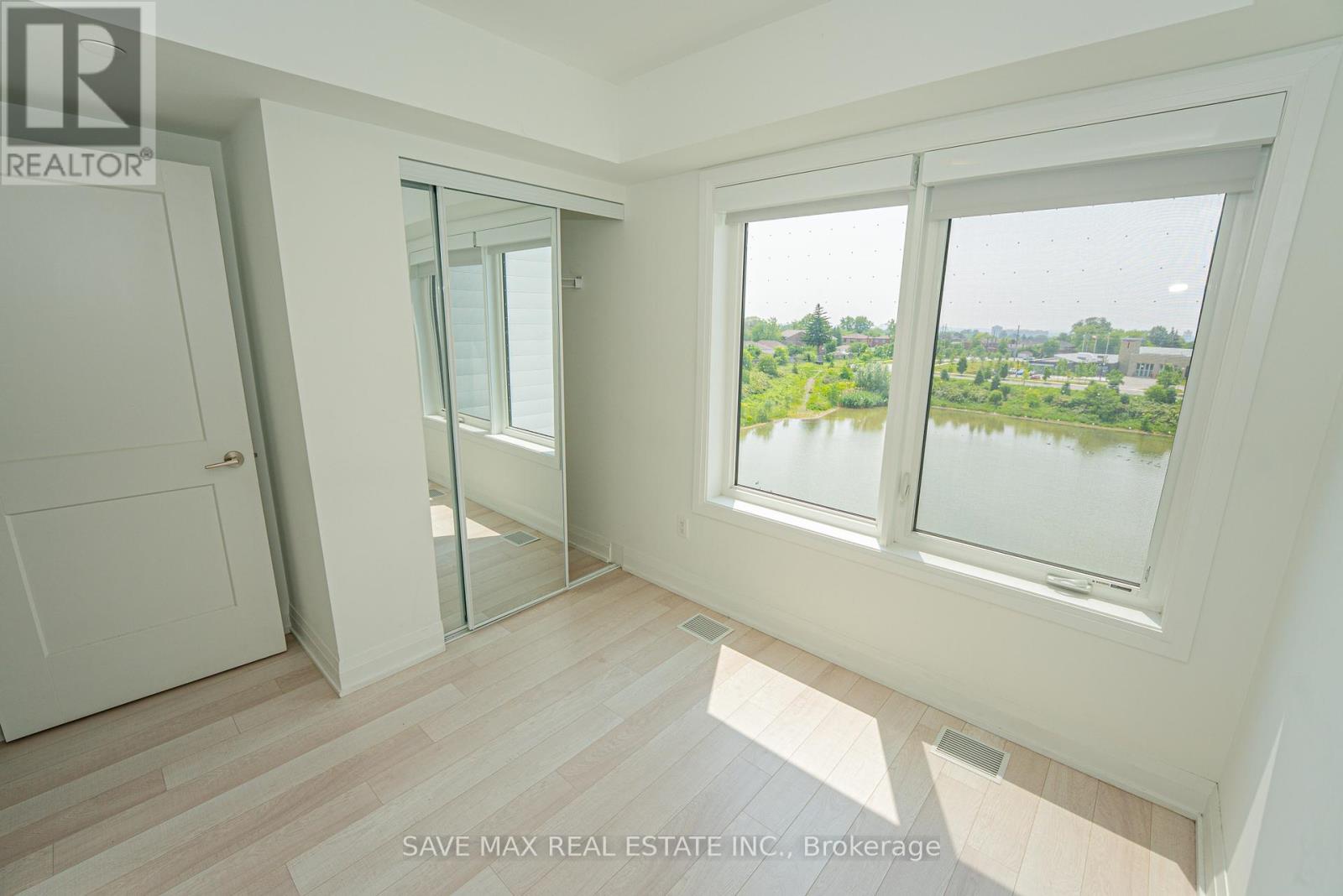 215 - 155 Downsview Park Boulevard, Toronto, Ontario  M3K 0E3 - Photo 19 - W12216415