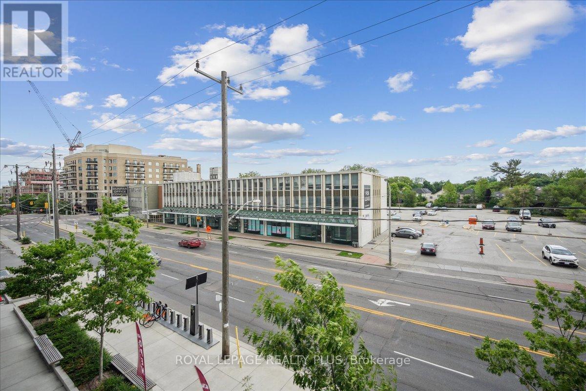 211 - 4208 Dundas Street W, Toronto (Edenbridge-Humber Valley), Ontario  M8X 0B1 - Photo 40 - W12216149