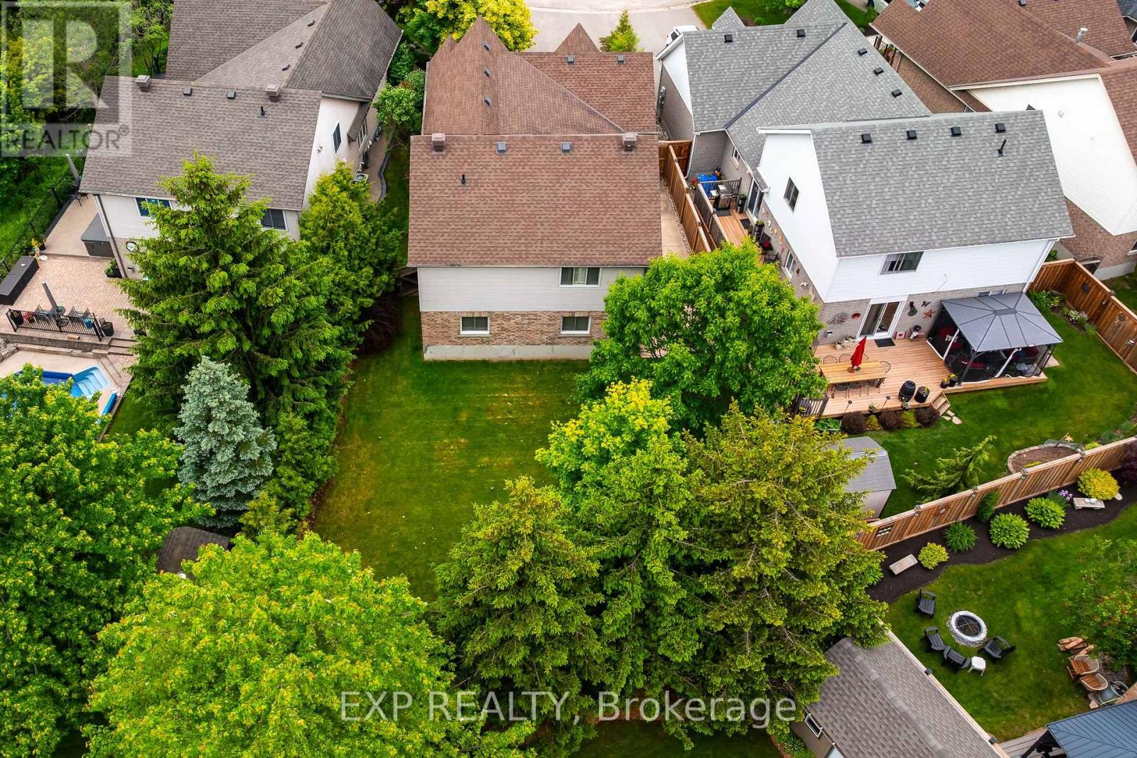 11 Palace Court, Orangeville, Ontario  L9W 5E6 - Photo 8 - W12216201