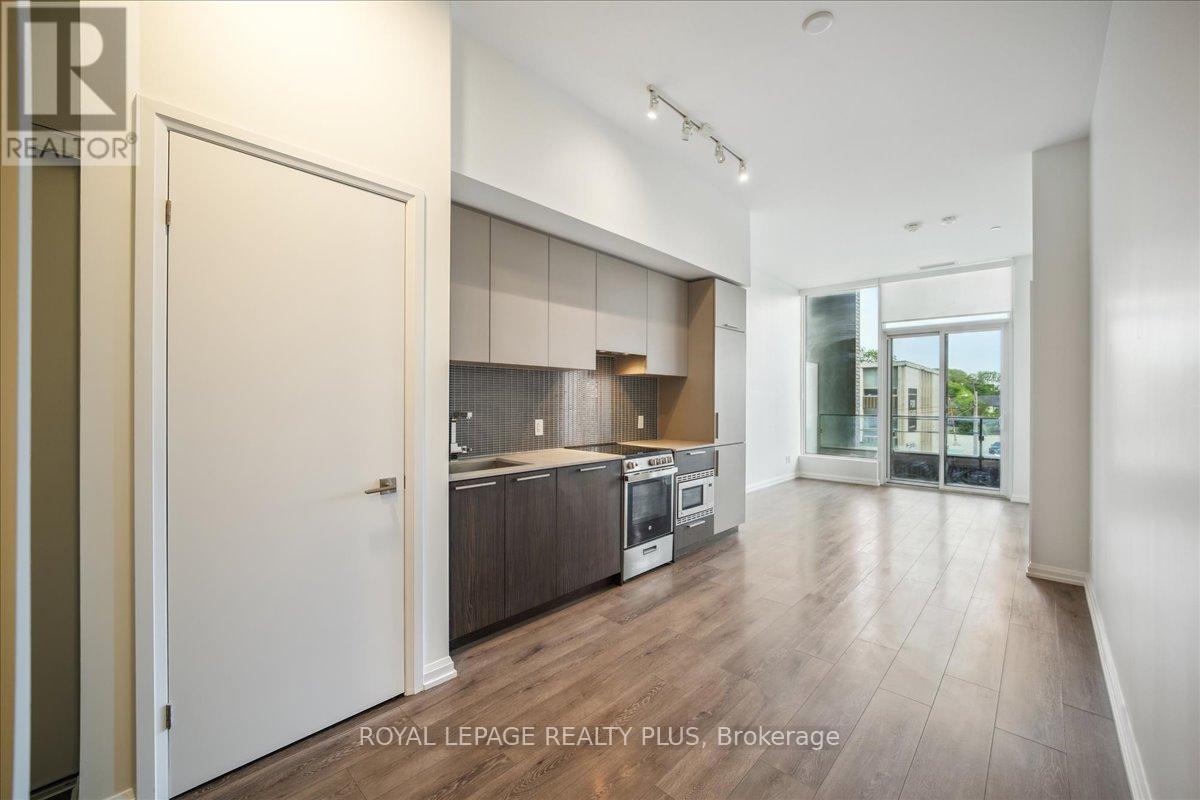 211 - 4208 Dundas Street W, Toronto (Edenbridge-Humber Valley), Ontario  M8X 0B1 - Photo 13 - W12216149