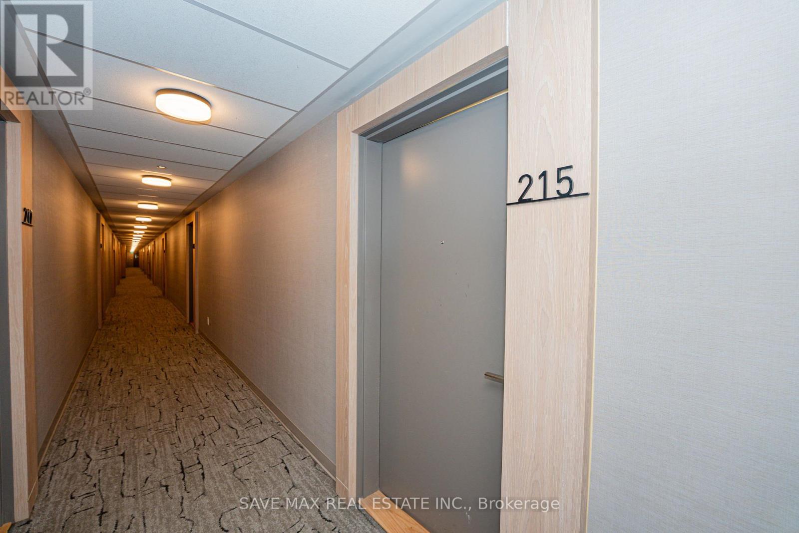 215 - 155 Downsview Park Boulevard, Toronto, Ontario  M3K 0E3 - Photo 4 - W12216415