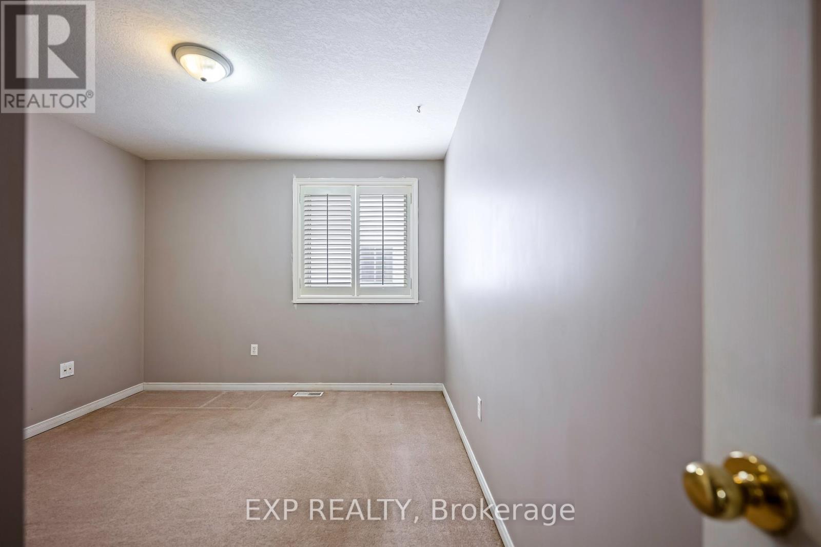 11 Palace Court, Orangeville, Ontario  L9W 5E6 - Photo 25 - W12216201