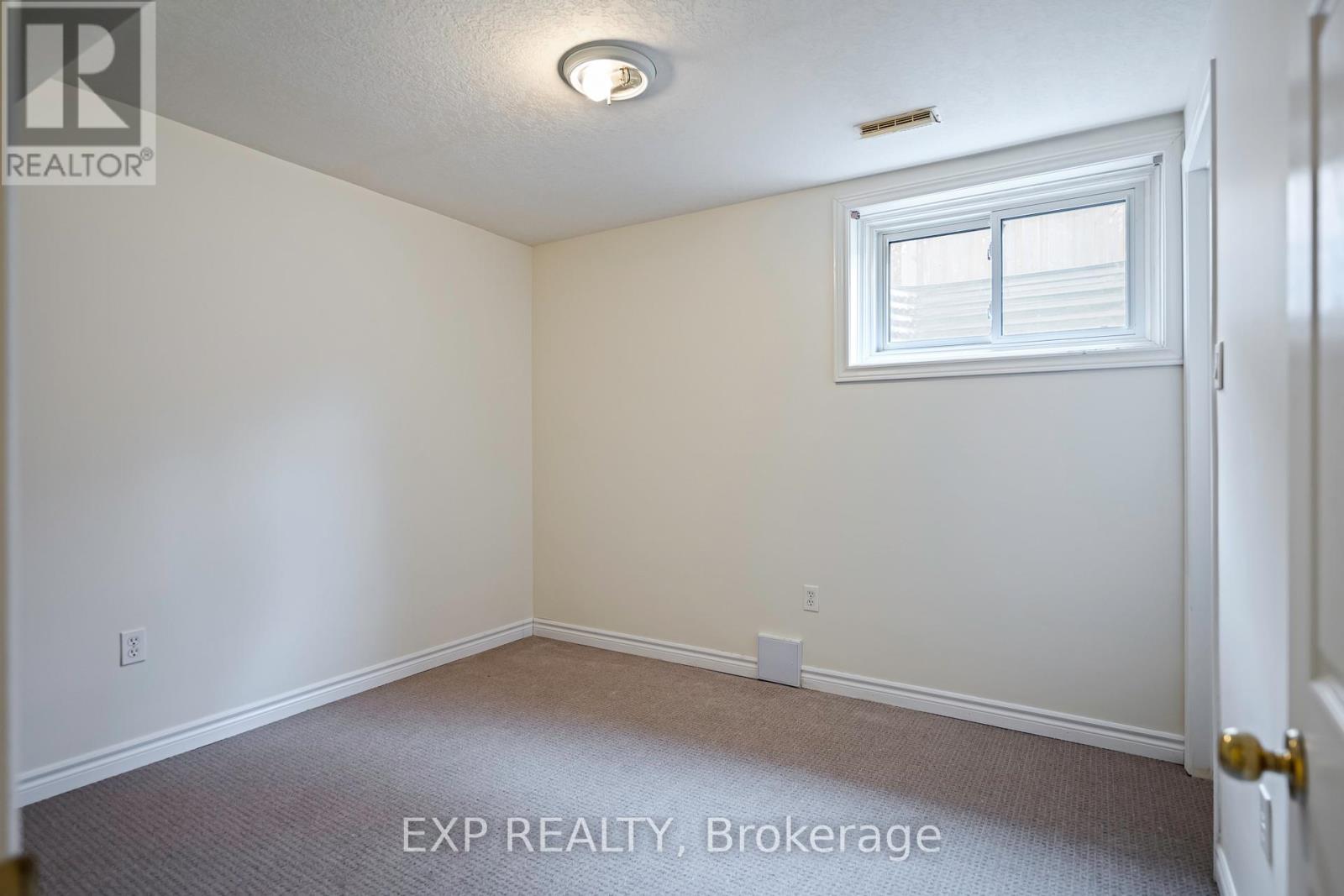 11 Palace Court, Orangeville, Ontario  L9W 5E6 - Photo 29 - W12216201