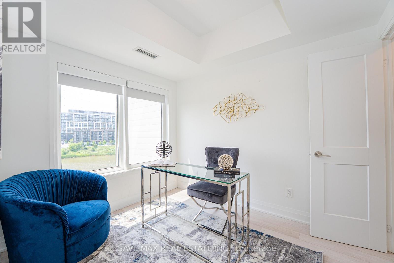 215 - 155 Downsview Park Boulevard, Toronto, Ontario  M3K 0E3 - Photo 11 - W12216415