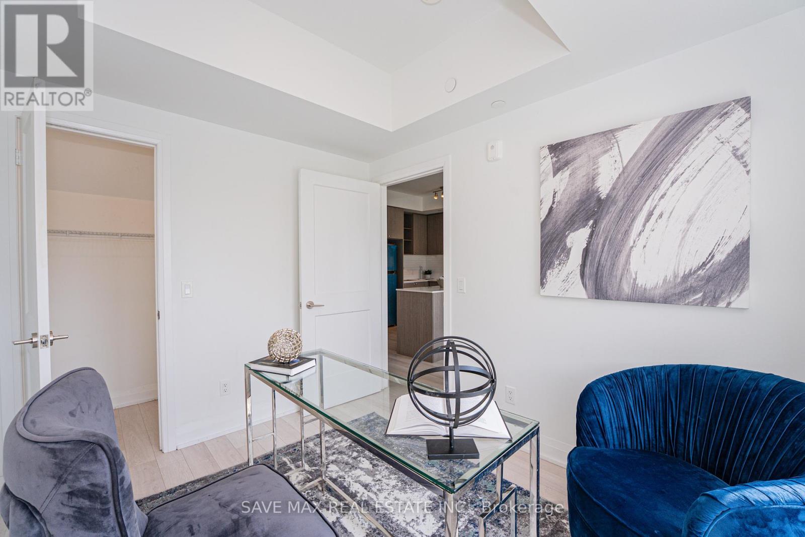 215 - 155 Downsview Park Boulevard, Toronto, Ontario  M3K 0E3 - Photo 12 - W12216415