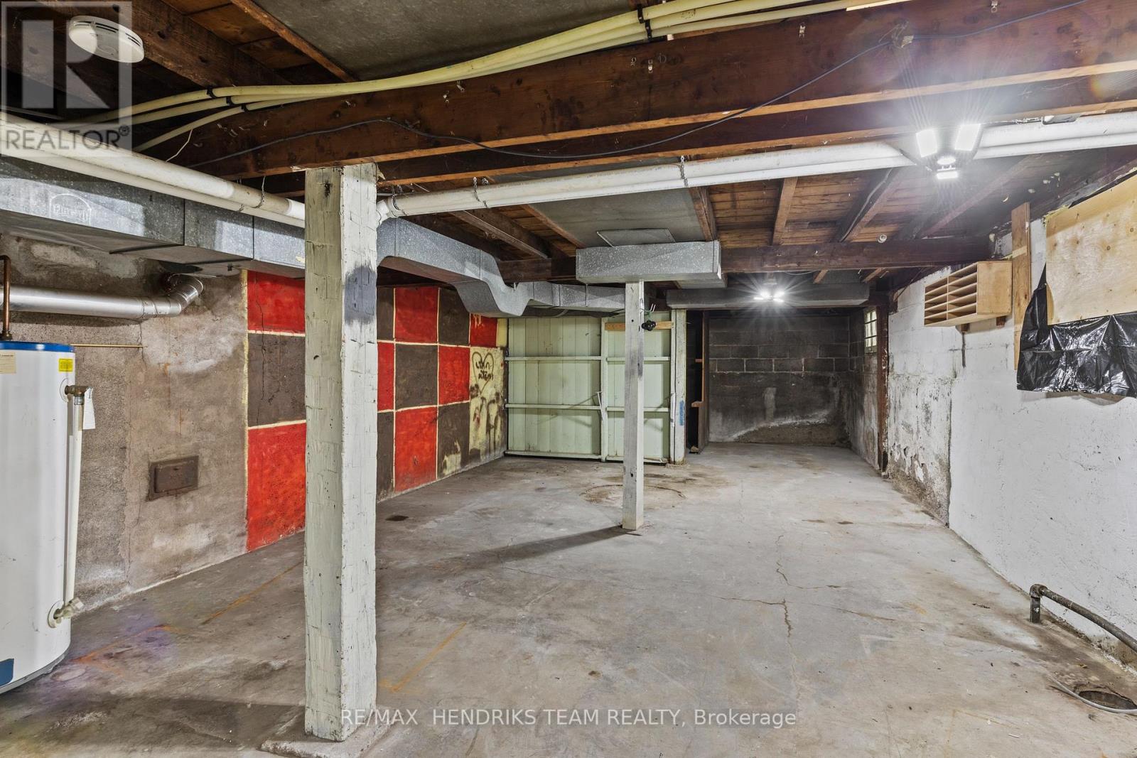 7 & 9 Edmund Street, St. Catharines, Ontario  L2R 2E9 - Photo 28 - X12216002