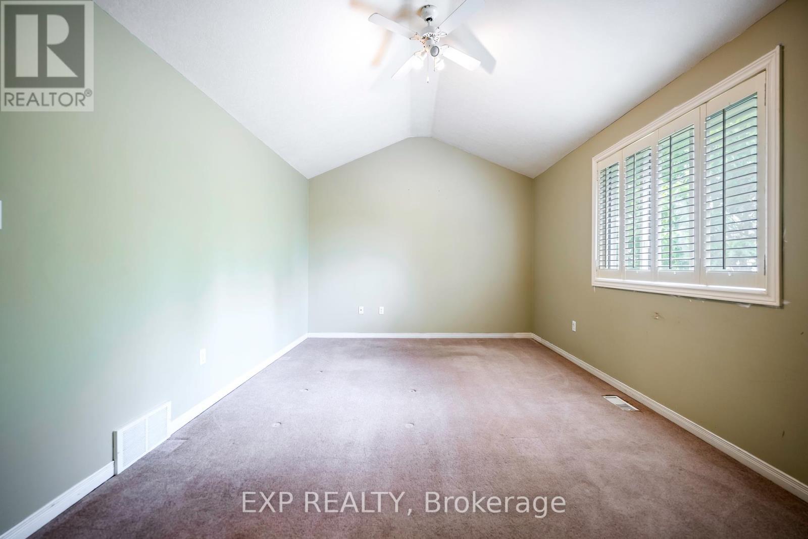 11 Palace Court, Orangeville, Ontario  L9W 5E6 - Photo 26 - W12216201