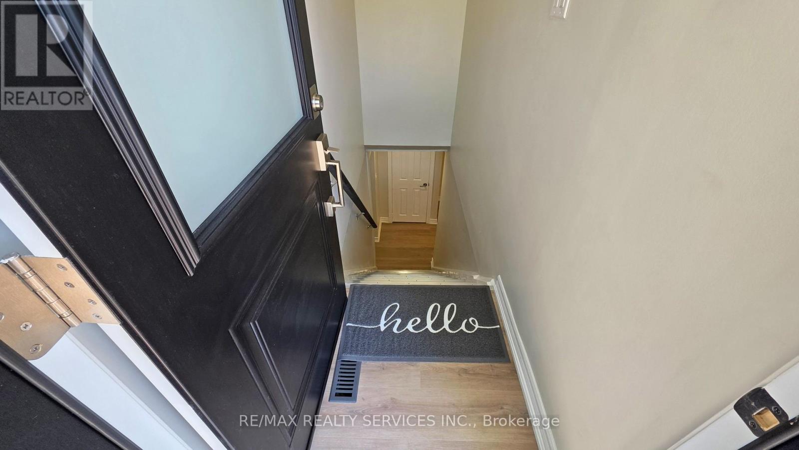 55 Greenwood Crescent, Brampton, Ontario  L6S 1T2 - Photo 26 - W12216267