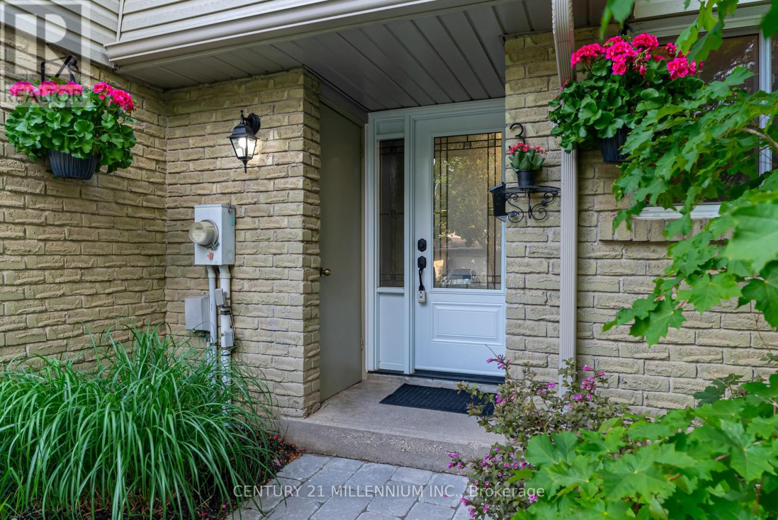 3 Orange Mill Court, Orangeville, Ontario  L9W 3R6 - Photo 1 - W12216417