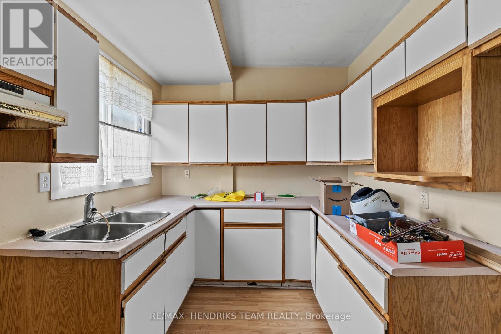 7 & 9 Edmund Street, St. Catharines, Ontario  L2R 2E9 - Photo 38 - X12216002
