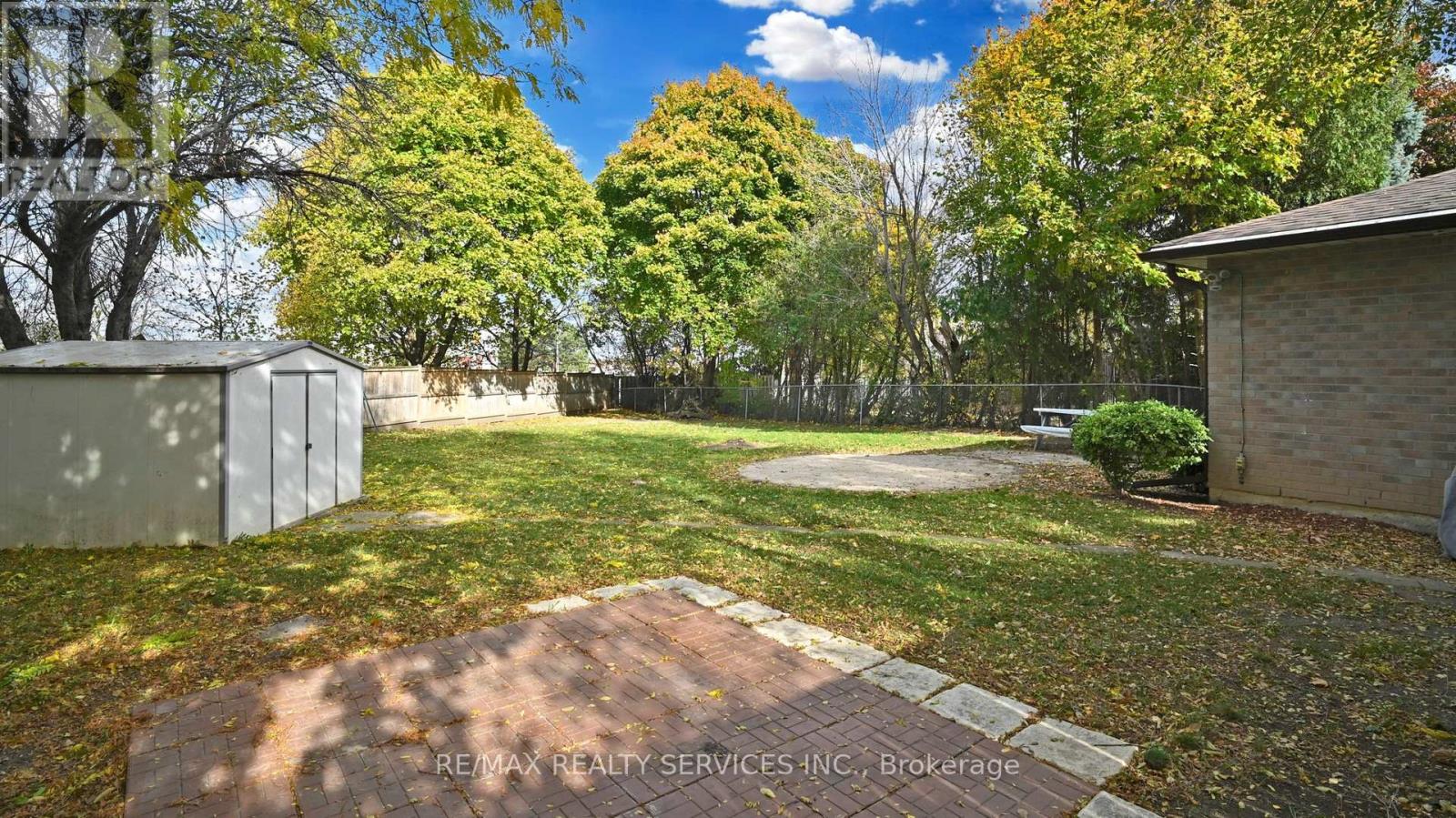 55 Greenwood Crescent, Brampton, Ontario  L6S 1T2 - Photo 46 - W12216267