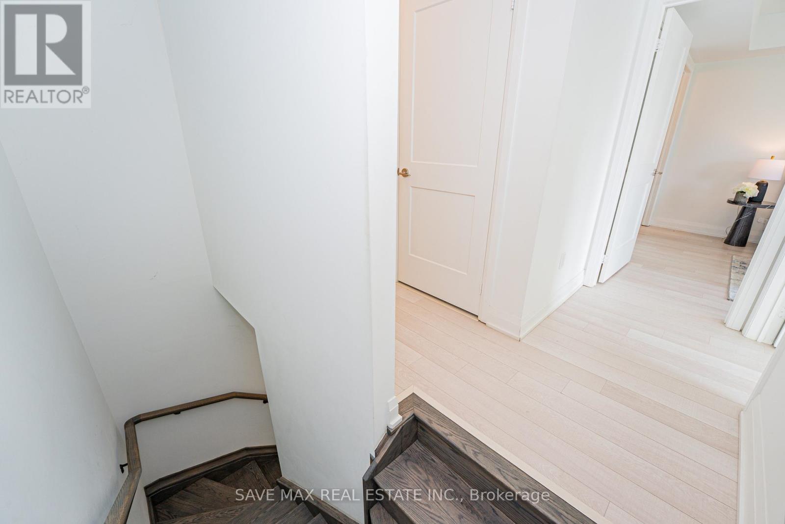 215 - 155 Downsview Park Boulevard, Toronto, Ontario  M3K 0E3 - Photo 14 - W12216415