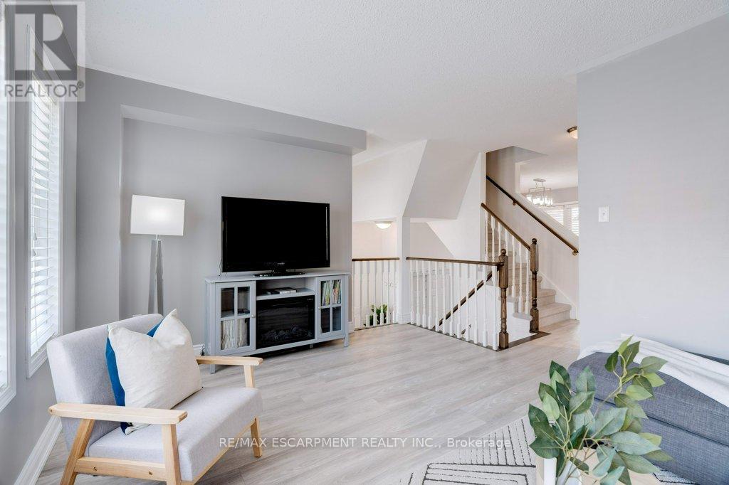 40 - 5090 Fairview Street, Burlington (Appleby), Ontario  L7L 7H5 - Photo 4 - W12216462