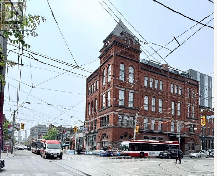 Unit B - 711 Queen Street E, Toronto, Ontario  M4M 1H1 - Photo 8 - E12216161