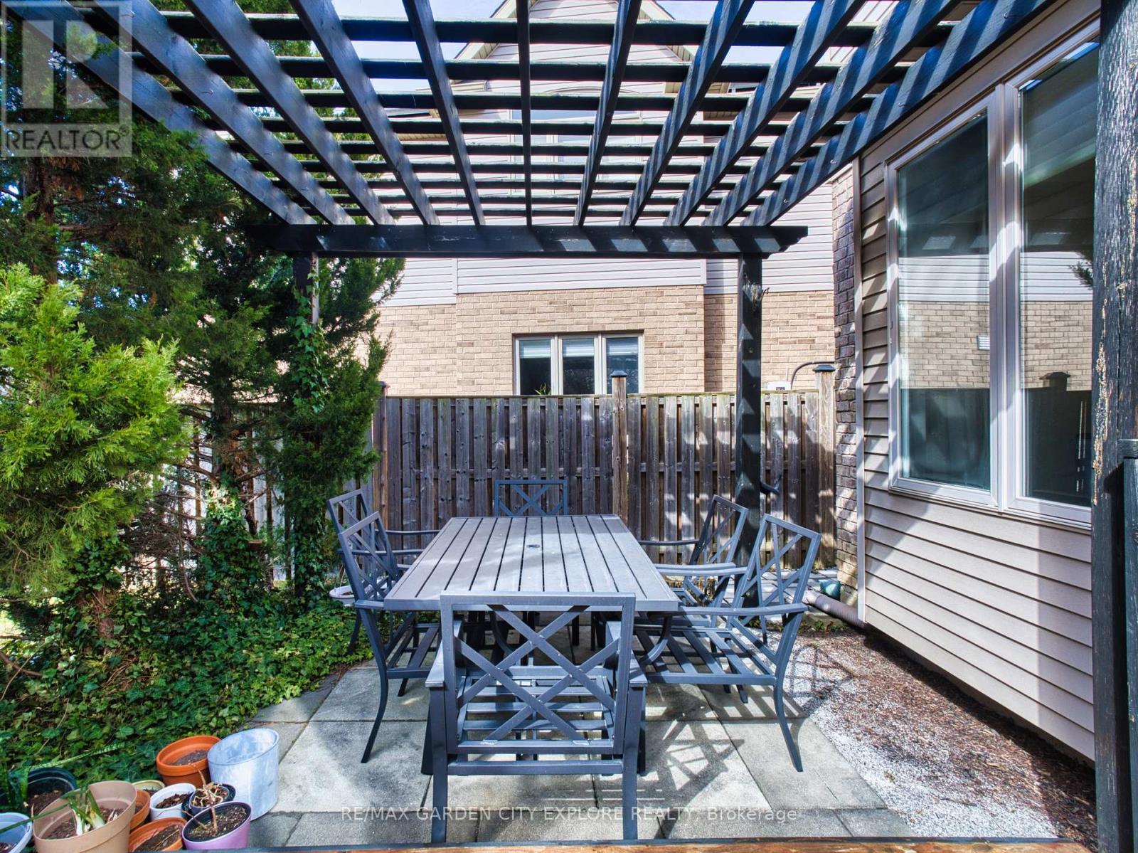 Property at 29 AGINCOURT CRESCENT image 3