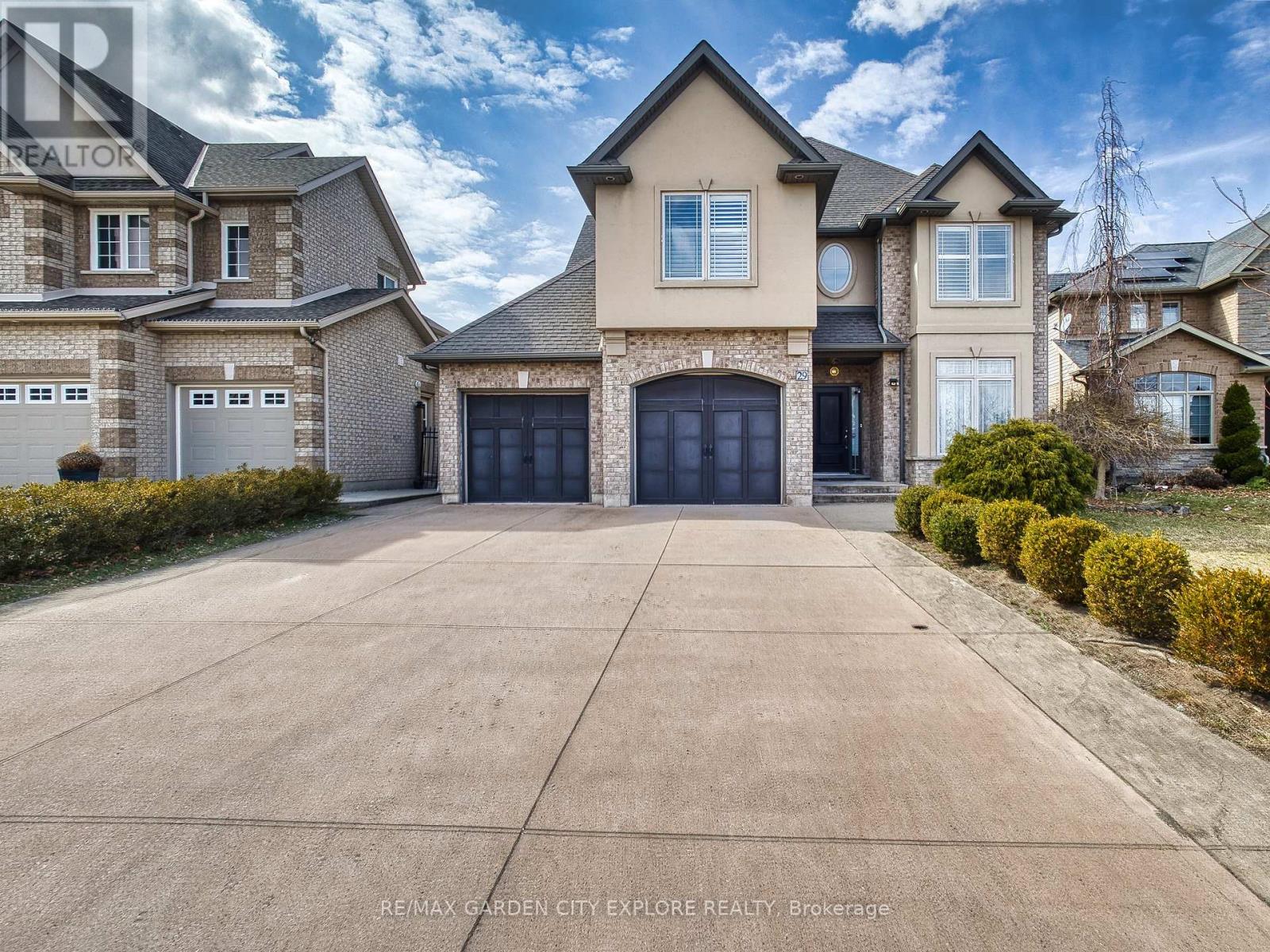 Property at 29 AGINCOURT CRESCENT image 1