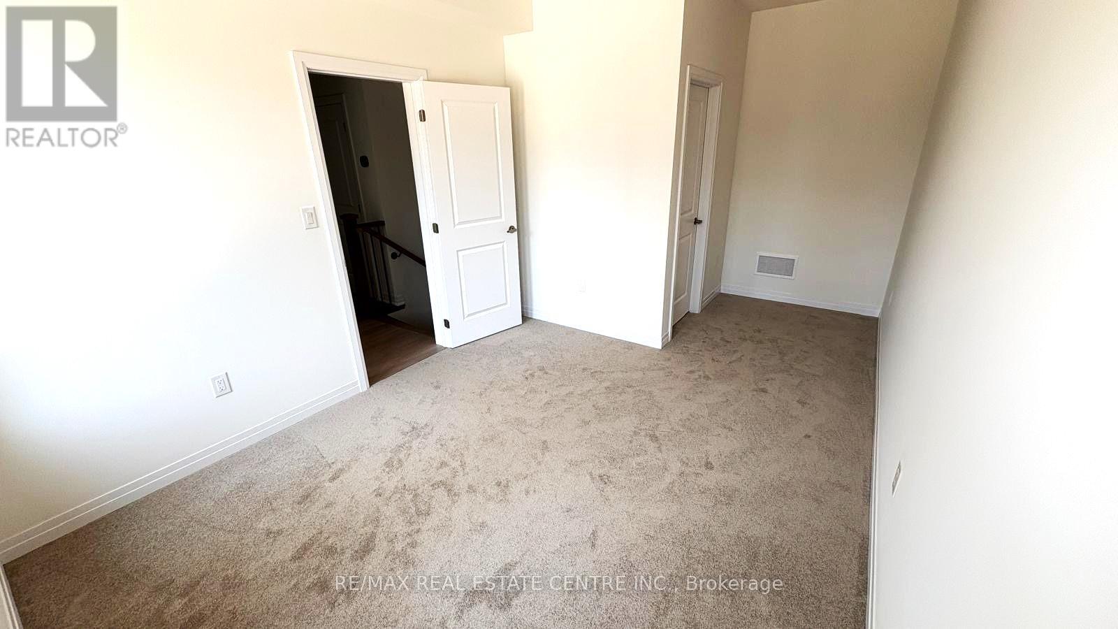 3252 Crystal Drive, Oakville, Ontario  L6M 5S9 - Photo 19 - W12216490