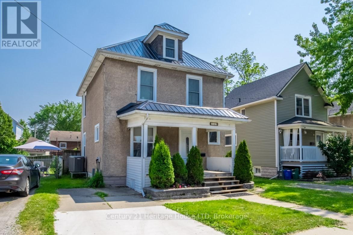 149 Bald Street, Welland (Broadway), Ontario  L3C 5C5 - Photo 4 - X12216493