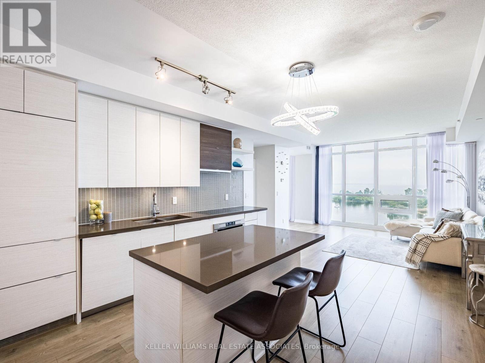 1003 - 59 Annie Craig Drive, Toronto (Mimico), Ontario  M8V 0C4 - Photo 10 - W12216520