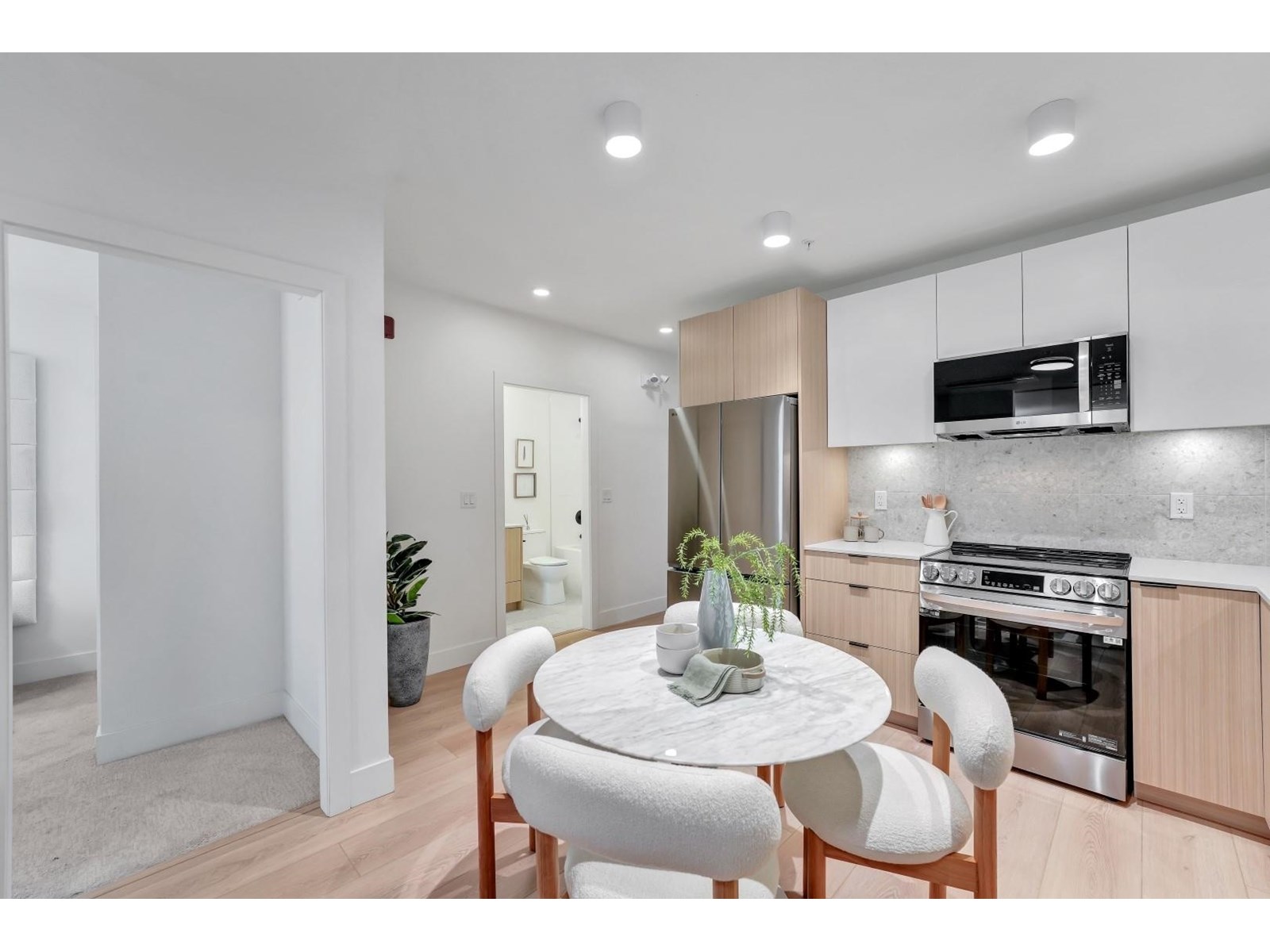 B301 5360 204th Street, Langley, British Columbia  V0V 0V0 - Photo 10 - R3014937