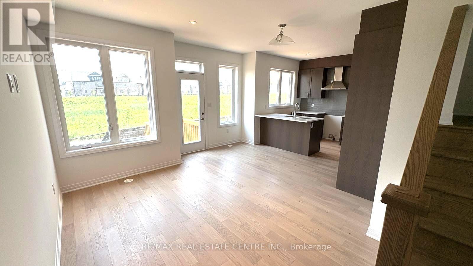 3252 Crystal Drive, Oakville, Ontario  L6M 5S9 - Photo 8 - W12216490