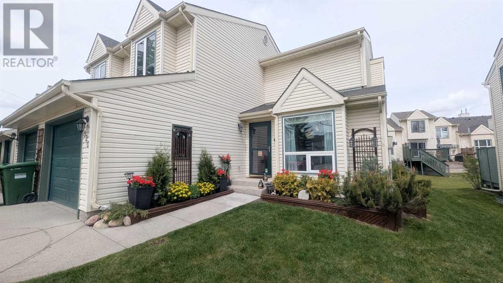 Property at 320 Sandringham Road NW image 1
