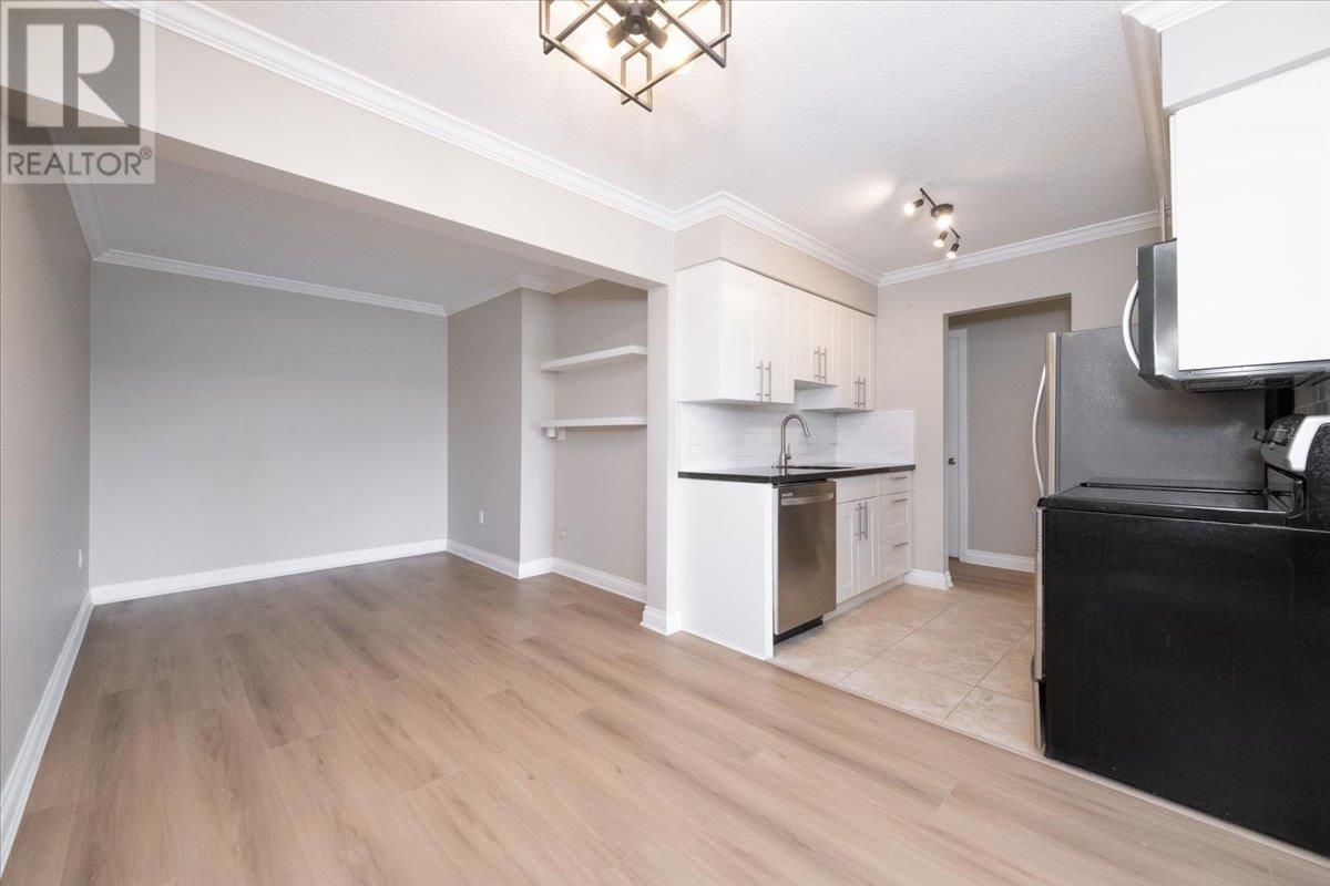 201 134 W 20th Street, North Vancouver, British Columbia  V7M 1Y4 - Photo 8 - R3014815