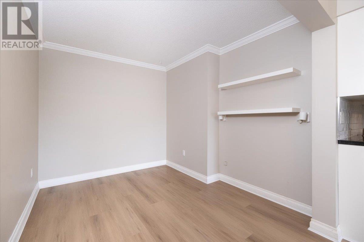201 134 W 20th Street, North Vancouver, British Columbia  V7M 1Y4 - Photo 7 - R3014815