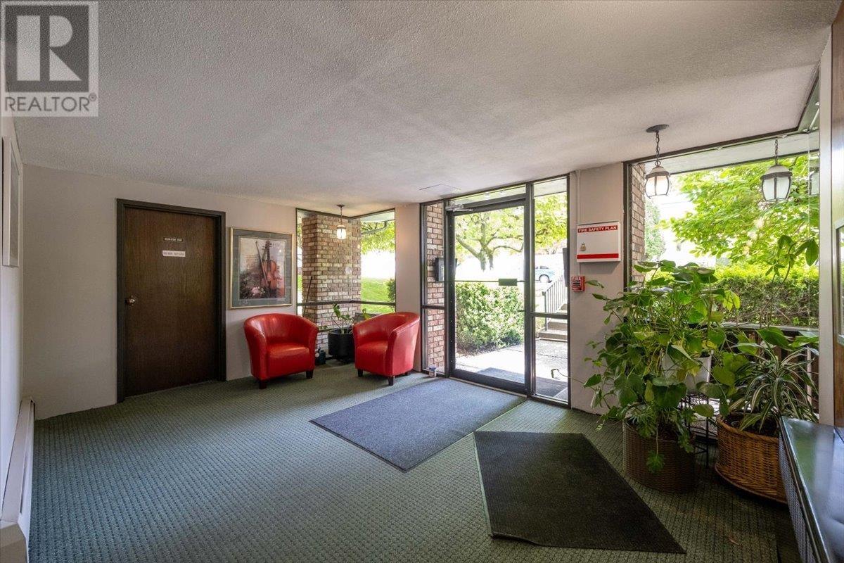 201 134 W 20th Street, North Vancouver, British Columbia  V7M 1Y4 - Photo 18 - R3014815