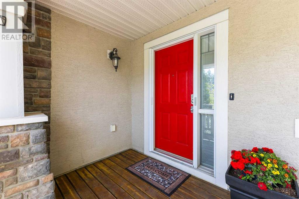 Property at 117 Valley Woods Place NW image 4