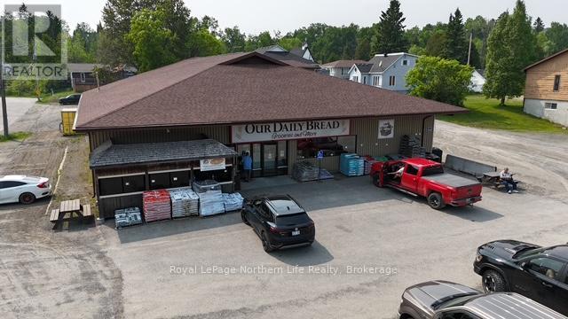 6722 HIGHWAY 11 N, Temagami, Ontario