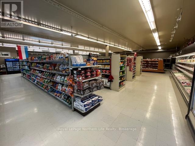 6722 Highway 11 N, Temagami, Ontario  P0H 2H0 - Photo 22 - X12216596