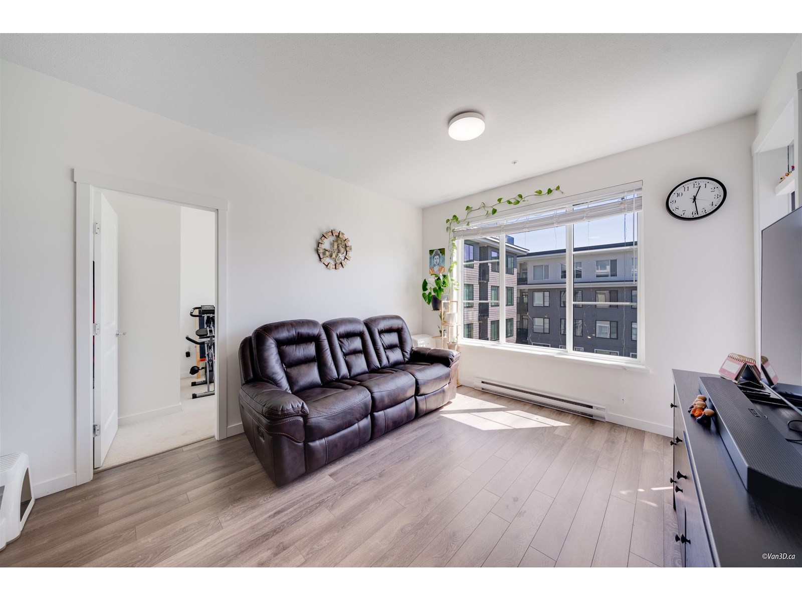 418 15825 85 Avenue, Surrey, British Columbia  V4N 6W9 - Photo 5 - R2998439