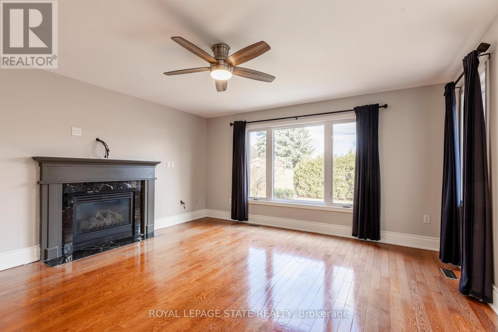 35 Banbury Drive, Hamilton, Ontario  L9K 1H8 - Photo 10 - X12032393