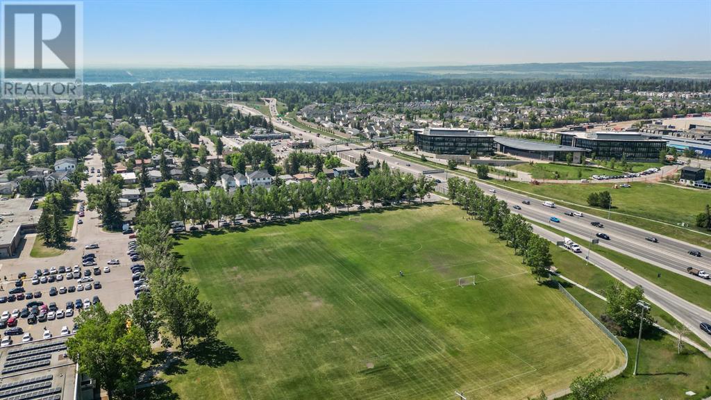 2405 52 Avenue Sw, Calgary, Alberta  T3E 1K5 - Photo 5 - A2229807