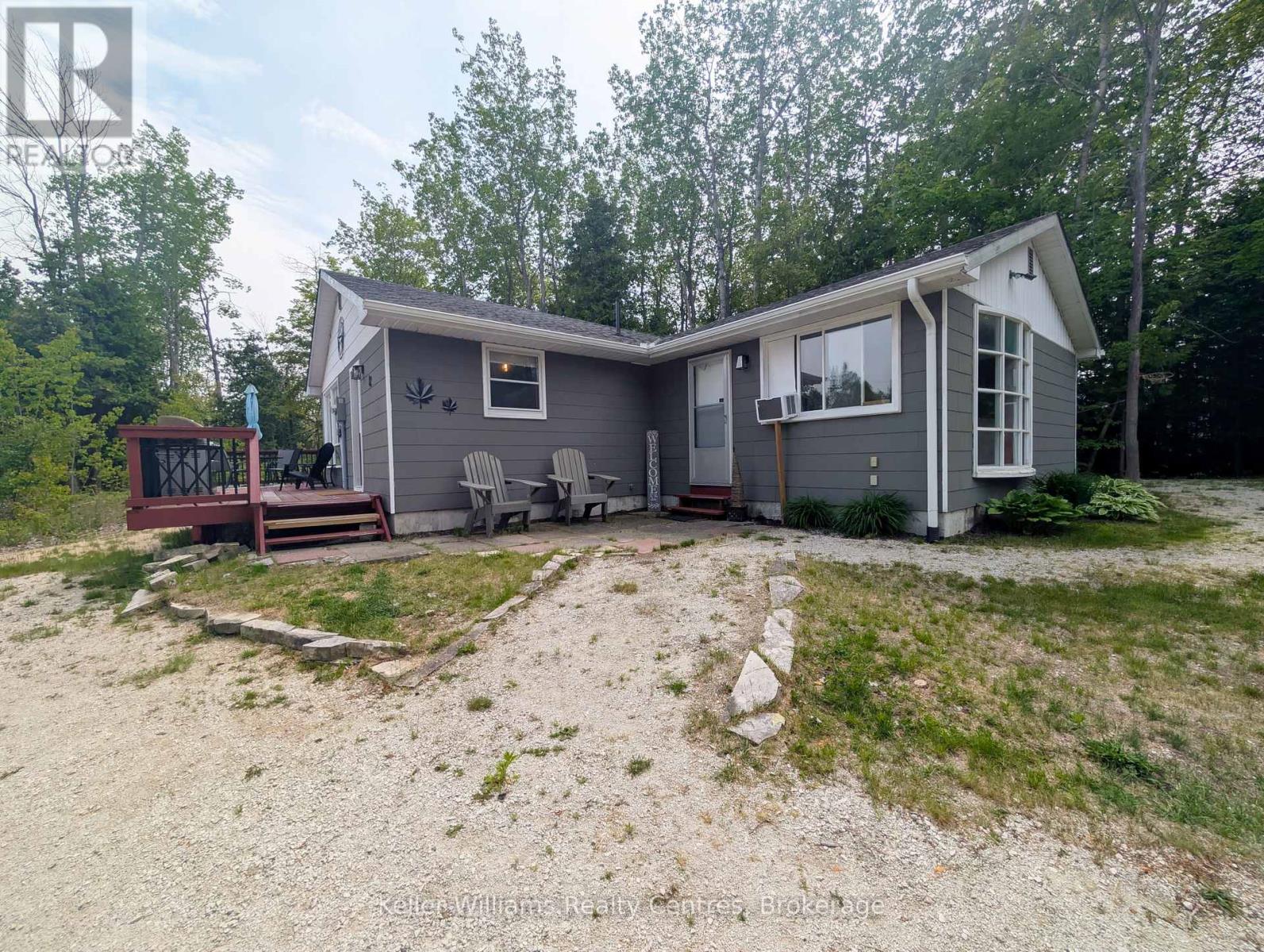 12 Pierce Street S, South Bruce Peninsula, Ontario  N0H 2T0 - Photo 6 - X12209302