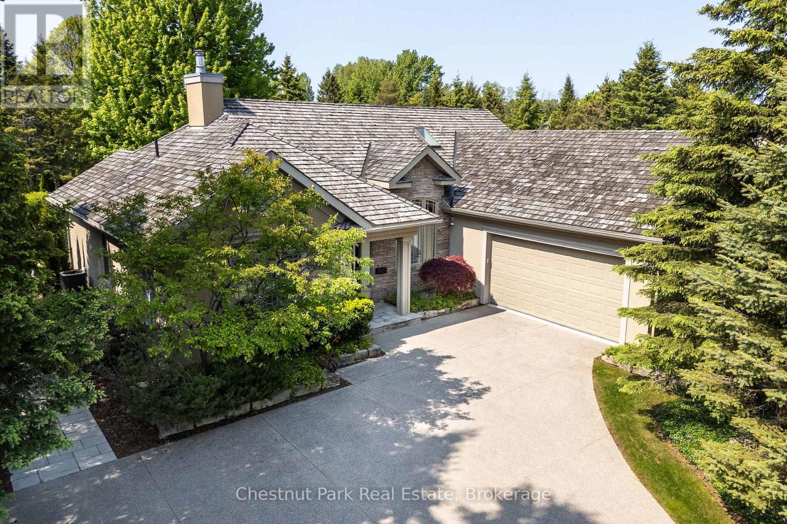 135 Augusta Crescent, Blue Mountains, Ontario  L9Y 0K7 - Photo 3 - X12209324