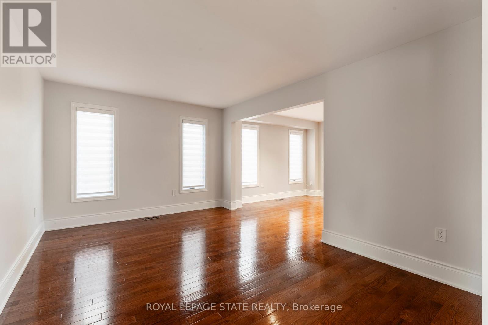 35 Banbury Drive, Hamilton, Ontario  L9K 1H8 - Photo 14 - X12032393