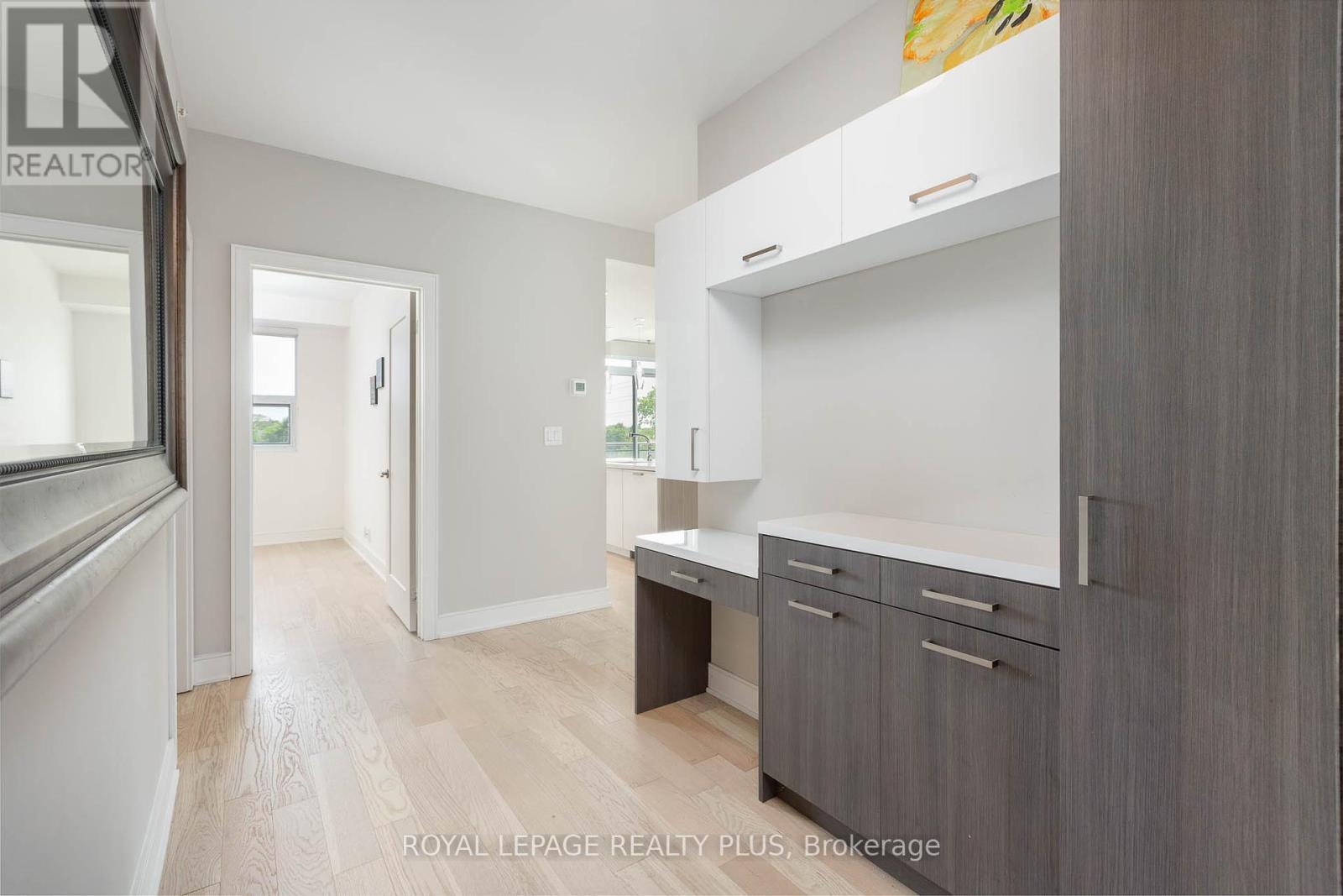 227 - 1575 Lakeshore Road, Mississauga, Ontario  L5J 0B1 - Photo 24 - W12216079